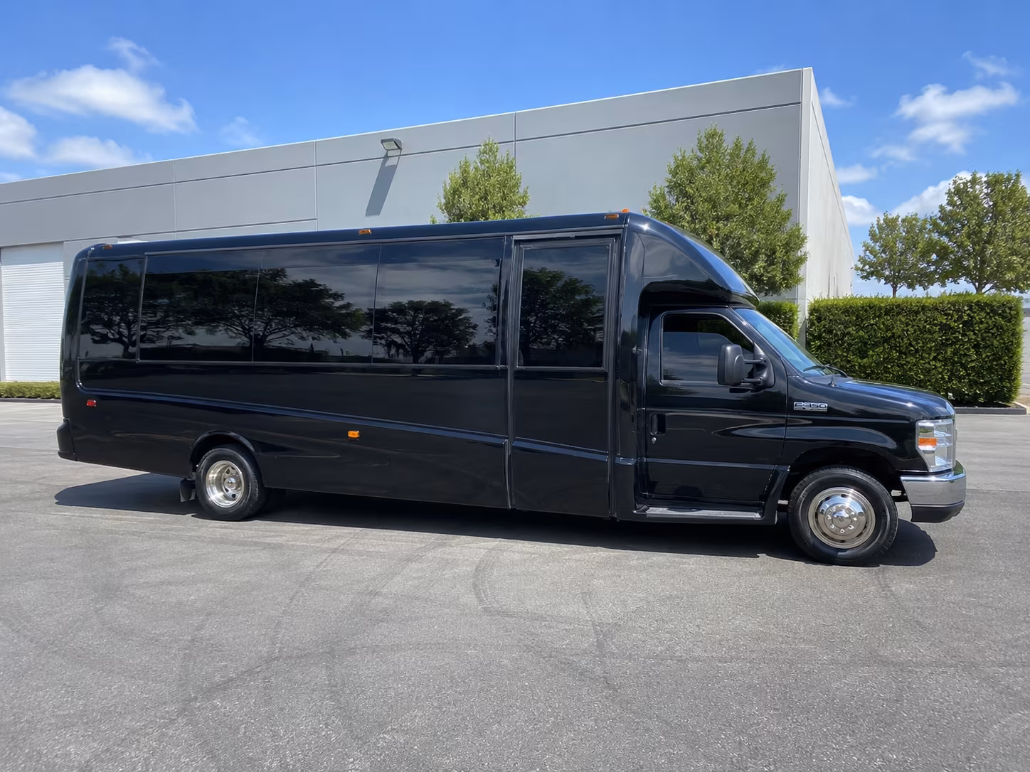 affordable fremont prom party bus prices split across your group