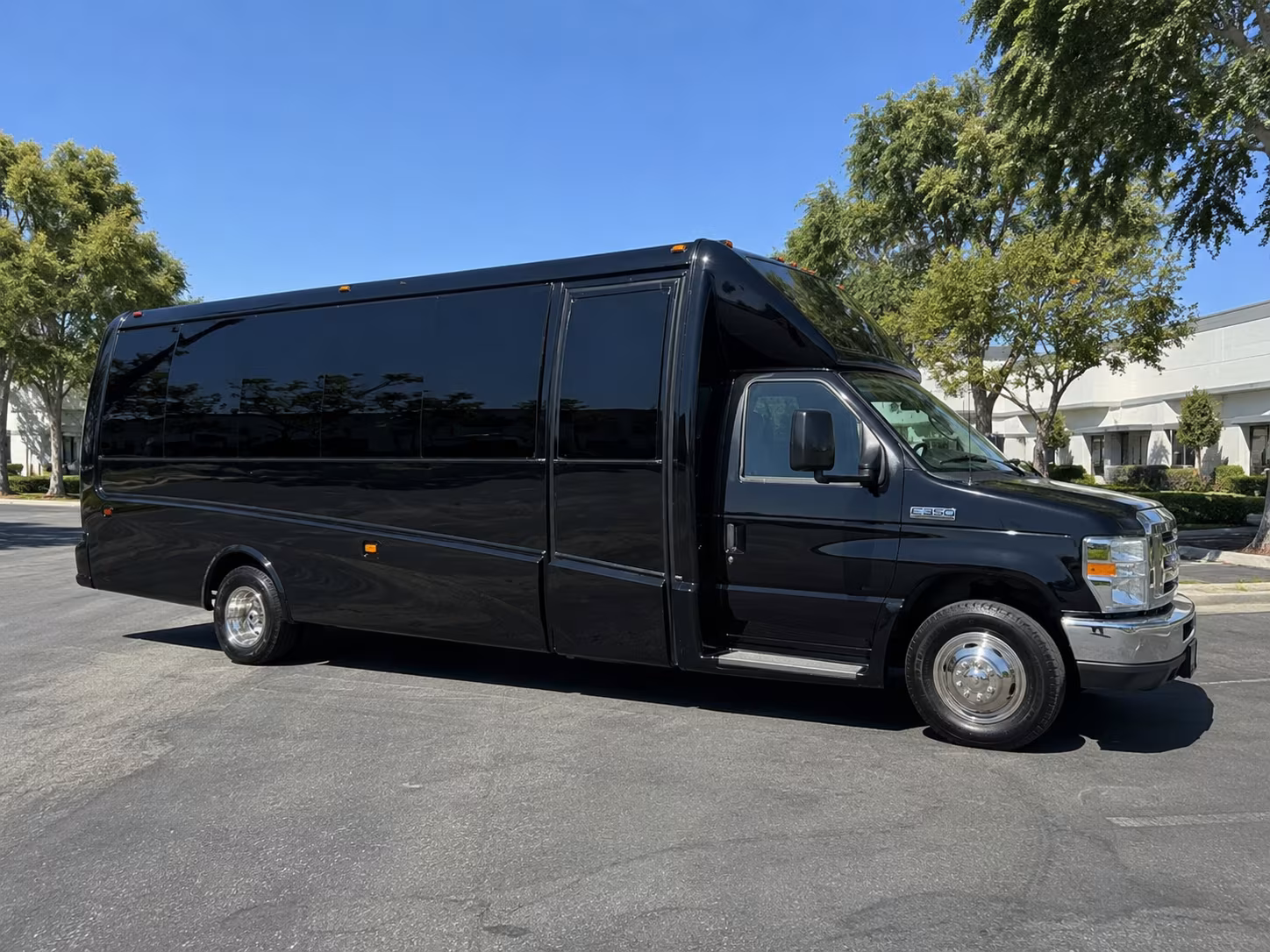 fremont corporate retreat shuttle bus rentals