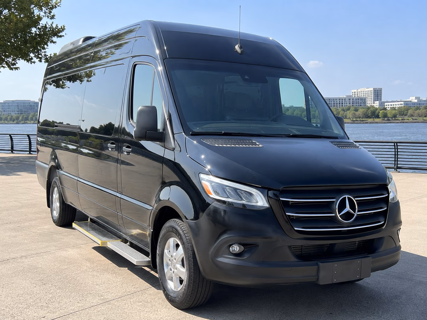rent a bus for live music and private events around fremont