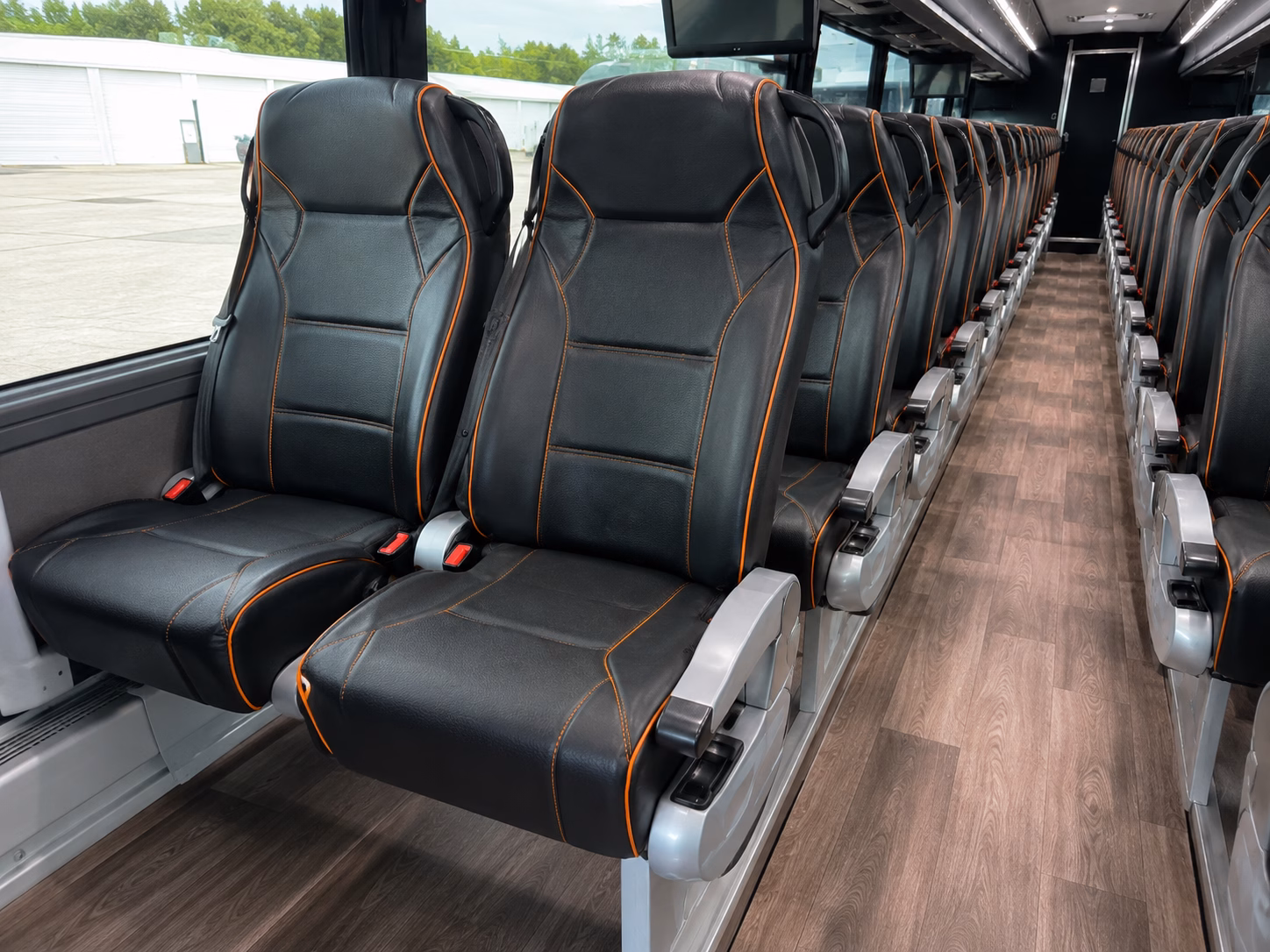 shuttle services for airline crews and airport staff in fremont